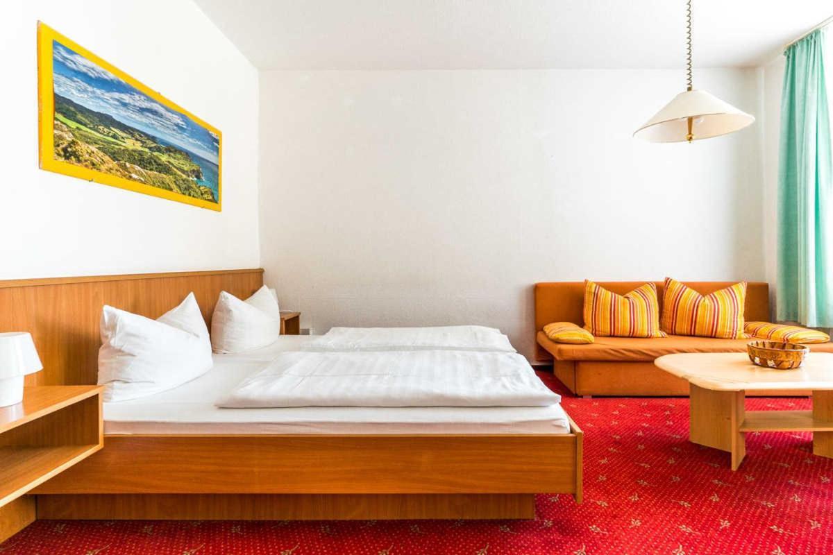 Hotel Am Brauhaus Варен Екстер'єр фото